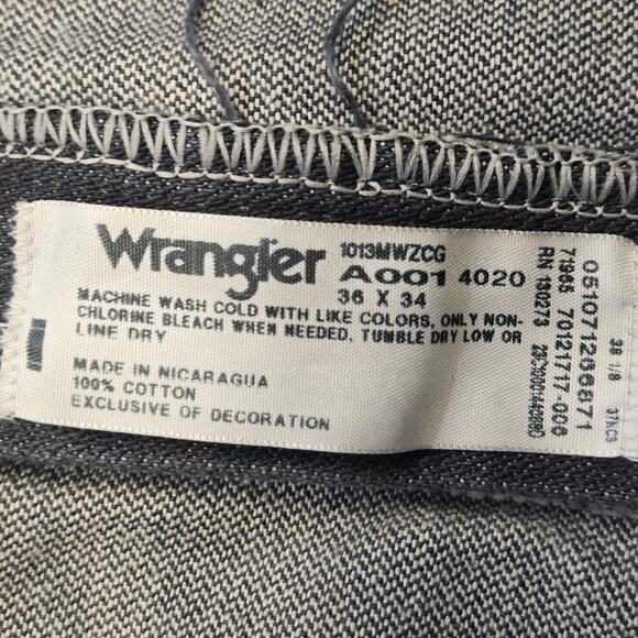 Wrangler 13mwz Cowboy Cut Original Fit Jeans Mens 36x34 Black Western Work Wear - Picture 3 of 12